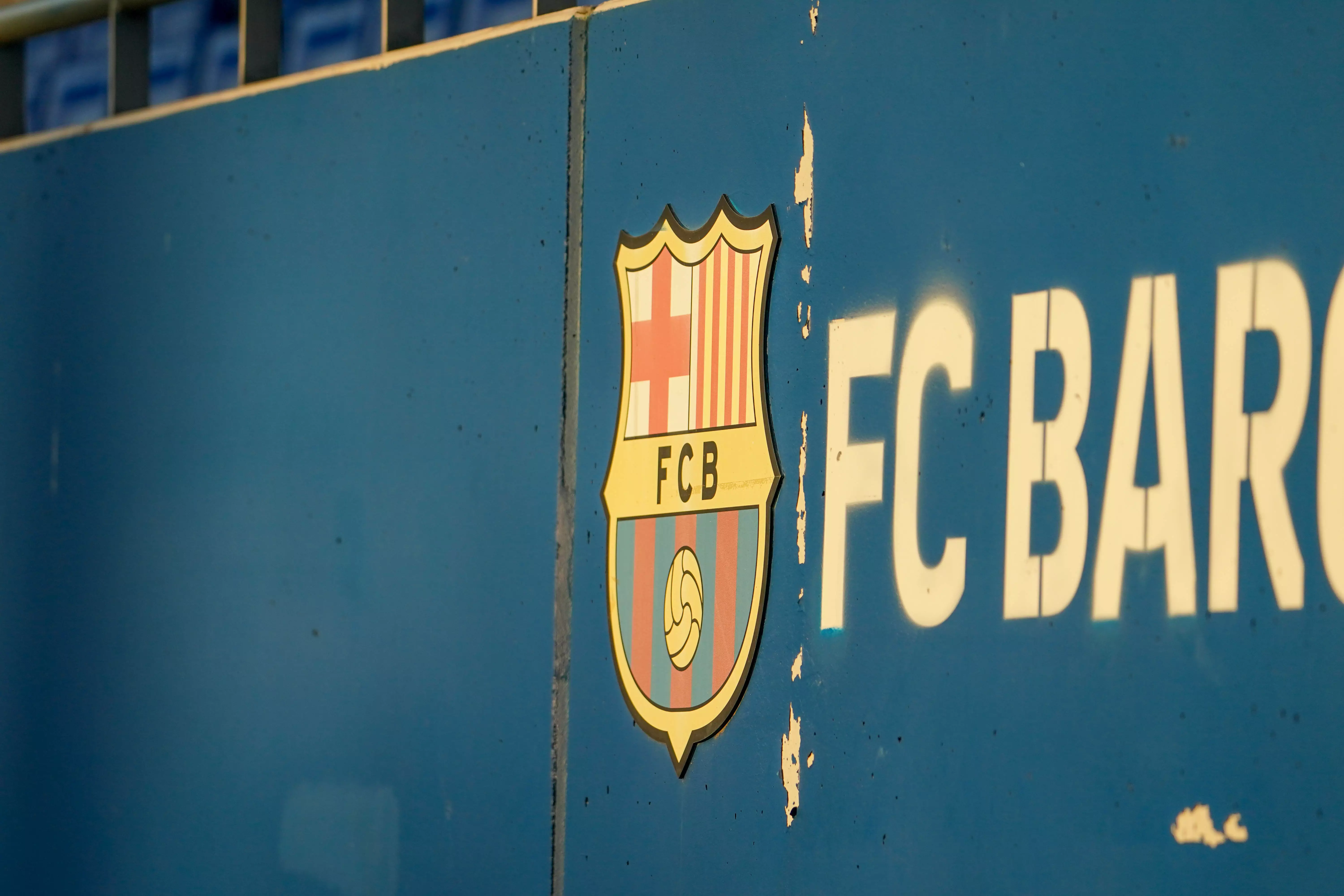 Ce lovitură! Vor să aducă Barcelona în România pentru inaugurarea stadionului